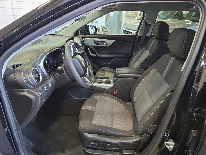 used 2025 Chevrolet Blazer car, priced at $34,490
