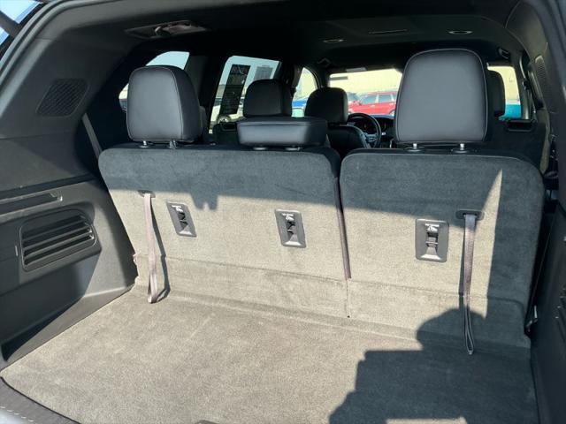 used 2024 GMC Acadia car, priced at $45,999