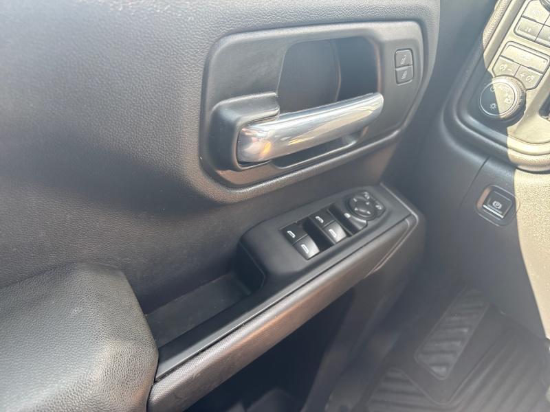 used 2024 Chevrolet Silverado 1500 car, priced at $41,995