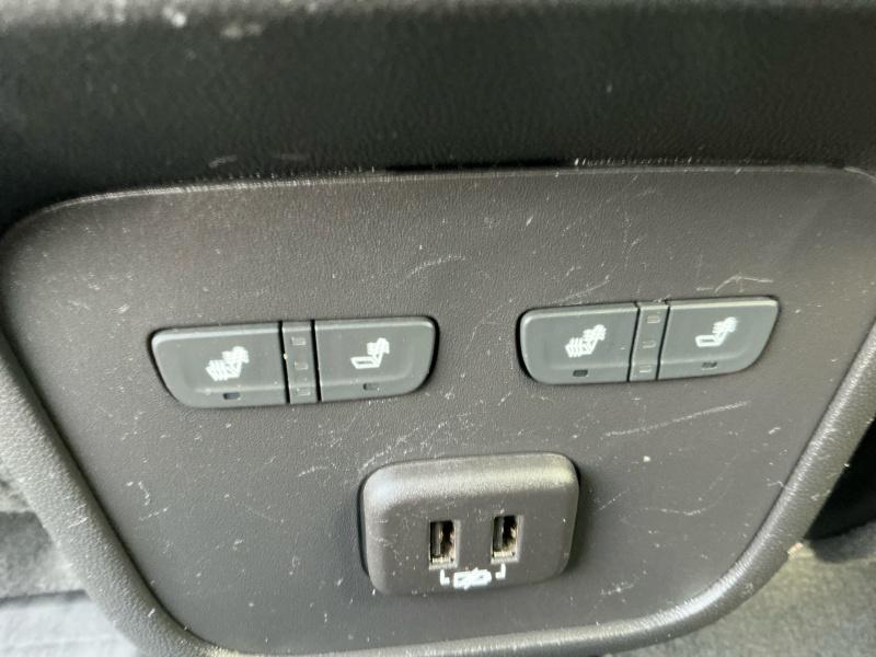 used 2021 Chevrolet Equinox car, priced at $23,499