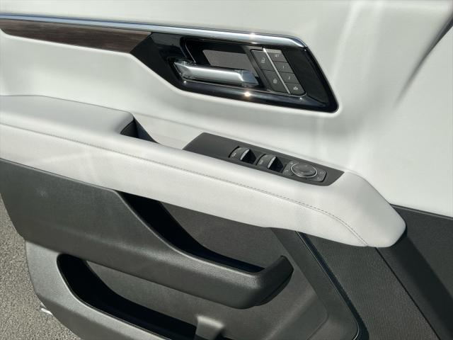 new 2025 Chevrolet Suburban car, priced at $87,854