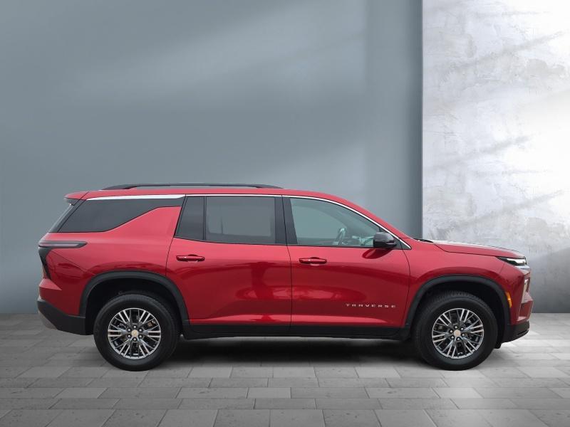 used 2025 Chevrolet Traverse car, priced at $40,999