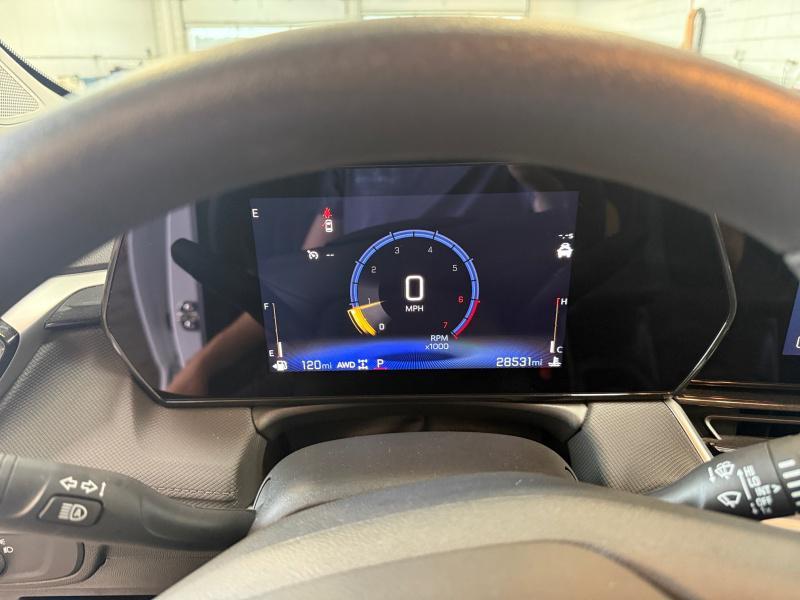 used 2025 Chevrolet TrailBlazer car, priced at $26,999