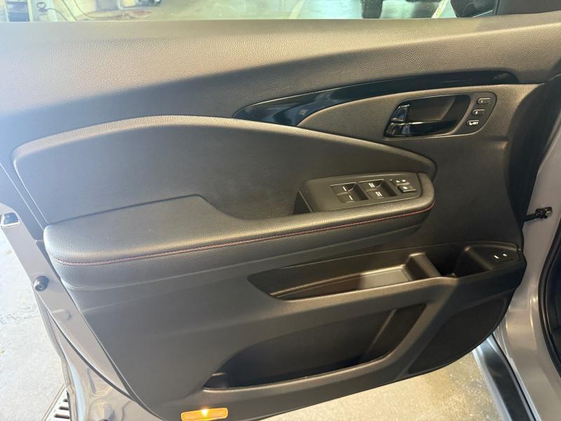 used 2025 Honda Passport car, priced at $47,899