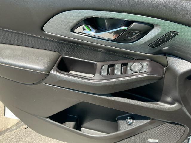 used 2020 Chevrolet Traverse car, priced at $28,999