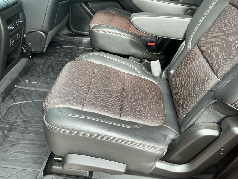 used 2023 Chevrolet Traverse car, priced at $40,995