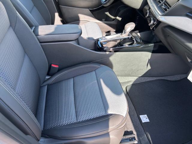 new 2025 Chevrolet Trax car, priced at $25,634