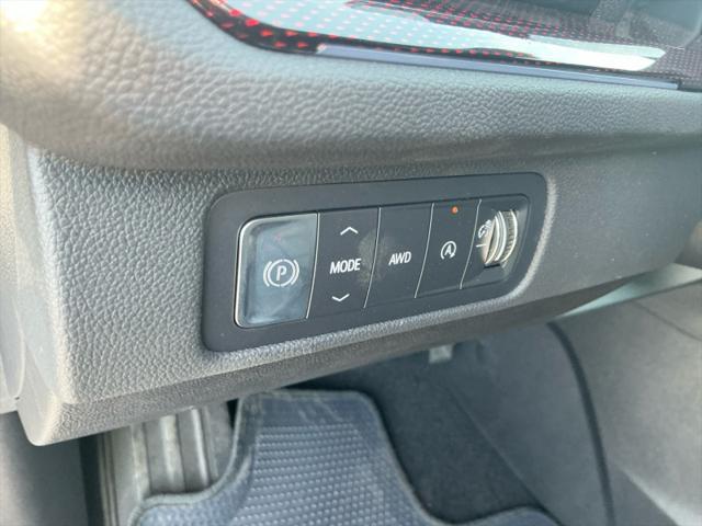 new 2025 Chevrolet Traverse car, priced at $59,494