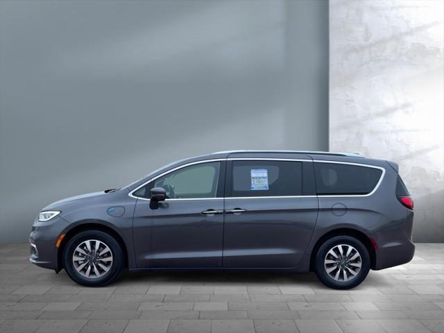 used 2021 Chrysler Pacifica Hybrid car, priced at $23,999