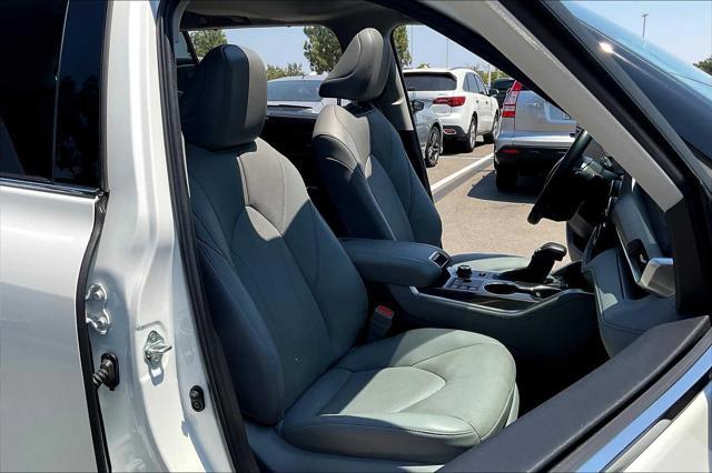 used 2023 Toyota Highlander car, priced at $41,988