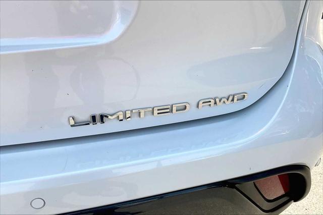 used 2023 Toyota Highlander car, priced at $41,988