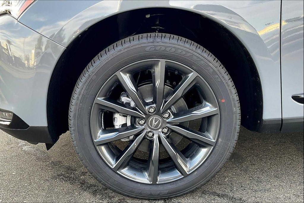 new 2025 Acura RDX car, priced at $52,250