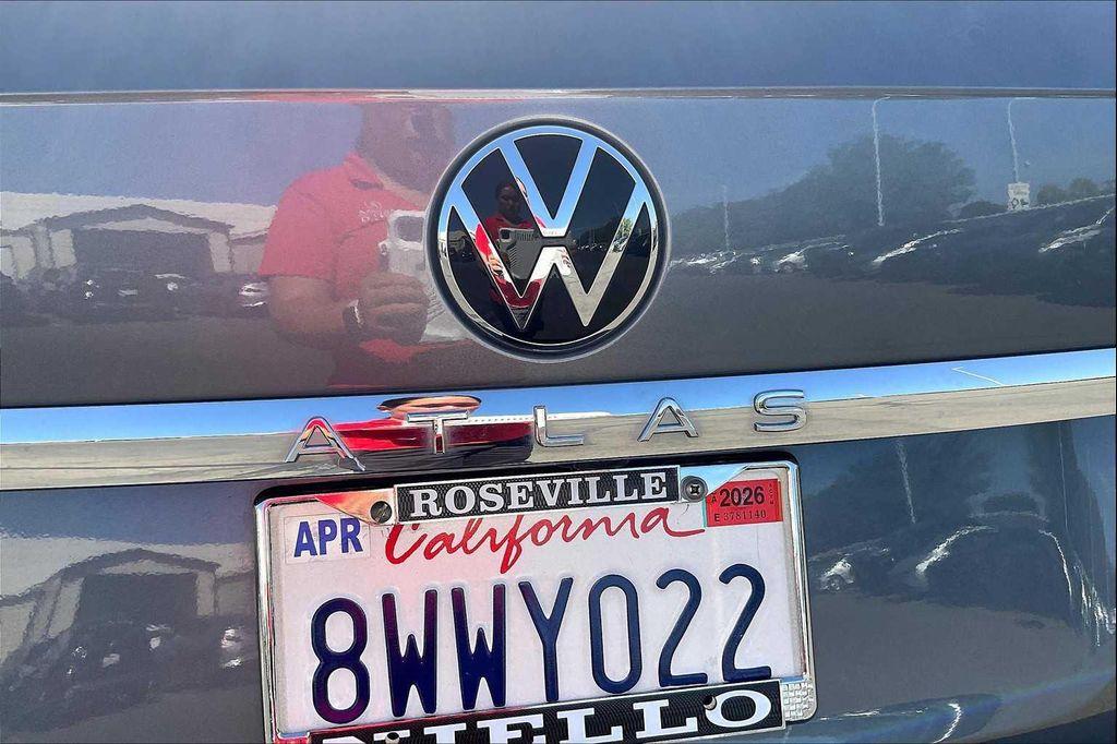 used 2021 Volkswagen Atlas car, priced at $25,928
