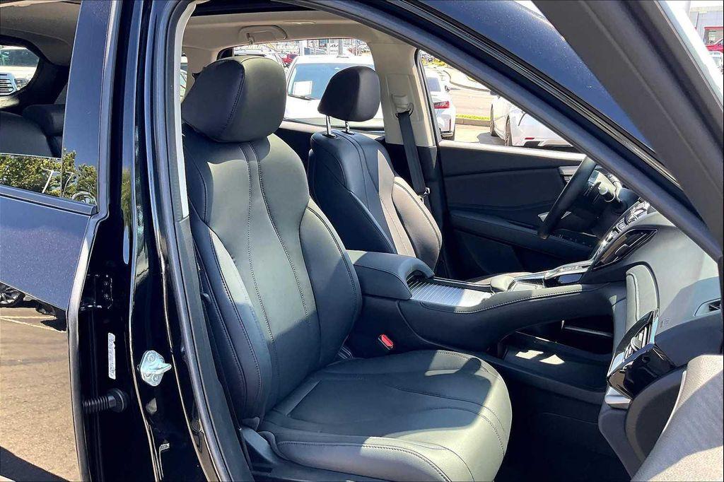 used 2023 Acura RDX car, priced at $36,883