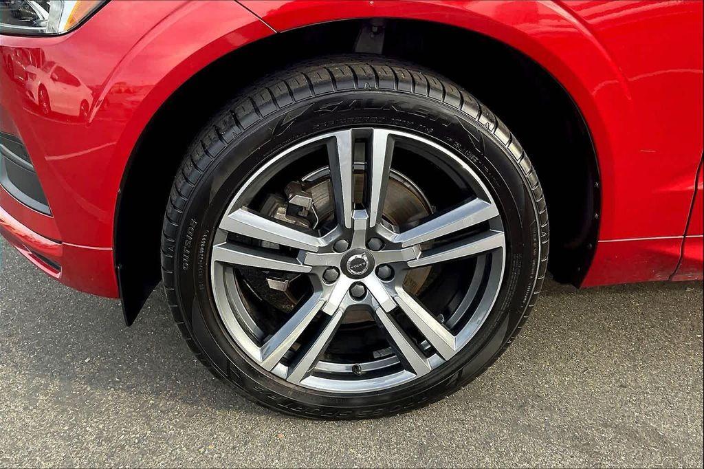used 2020 Volvo XC60 car, priced at $24,398