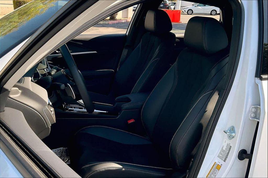 new 2025 Acura Integra car, priced at $37,999