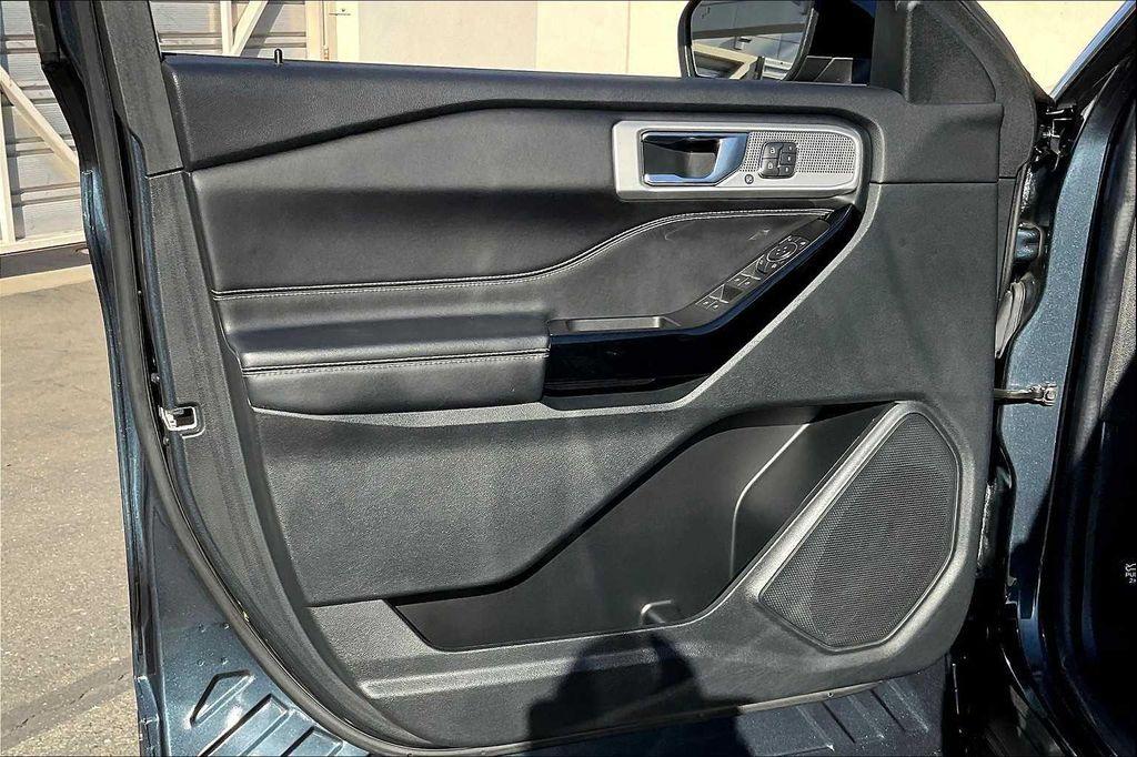 used 2022 Ford Explorer car, priced at $37,900