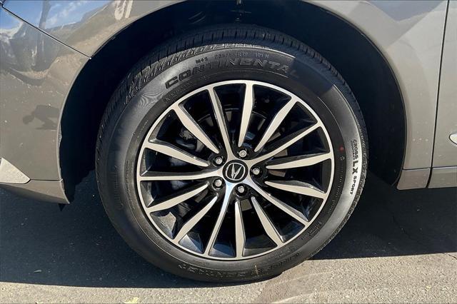 new 2025 Acura RDX car, priced at $54,400