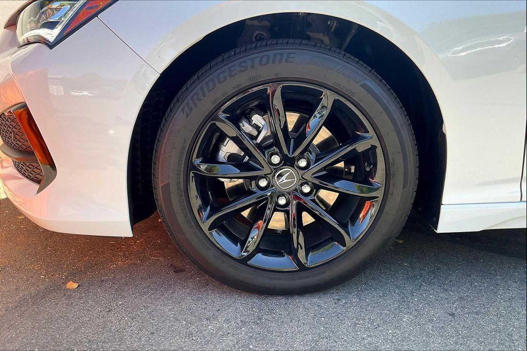 new 2026 Acura MDX car, priced at $70,850