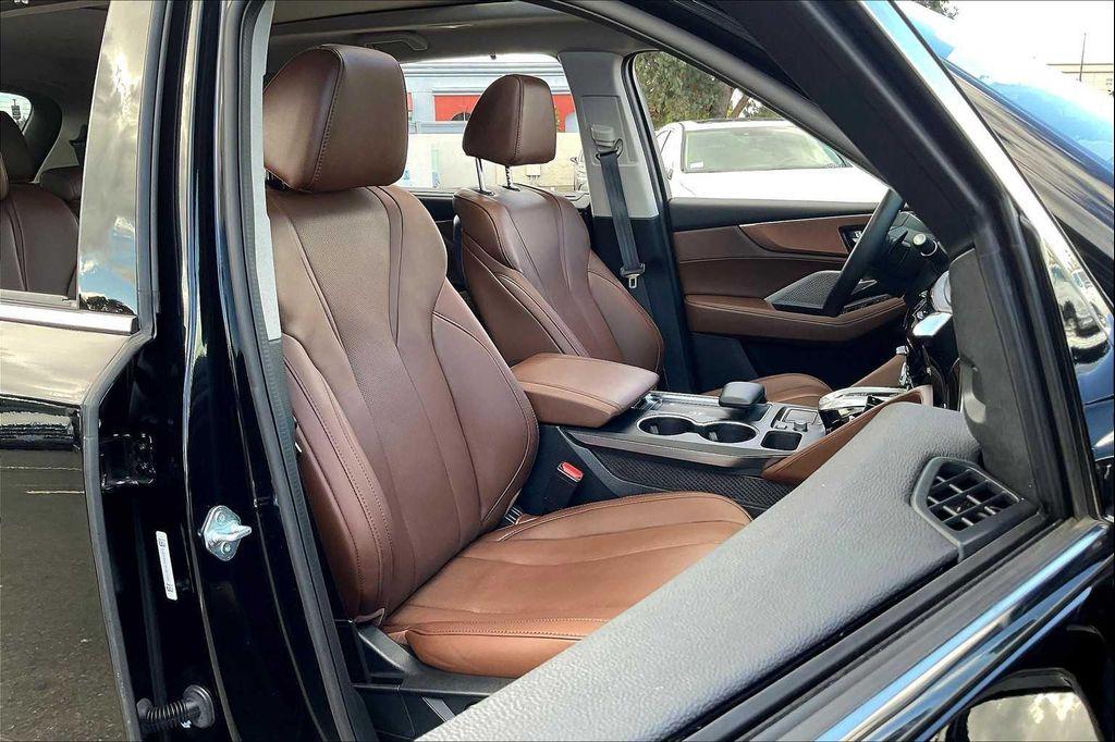 used 2023 Acura MDX car, priced at $40,985