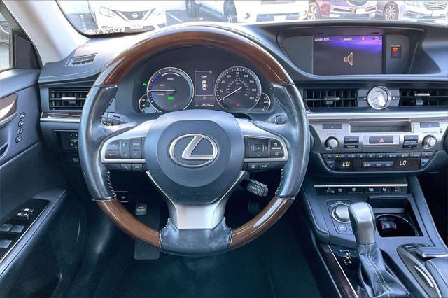 used 2018 Lexus ES 300h car, priced at $25,991