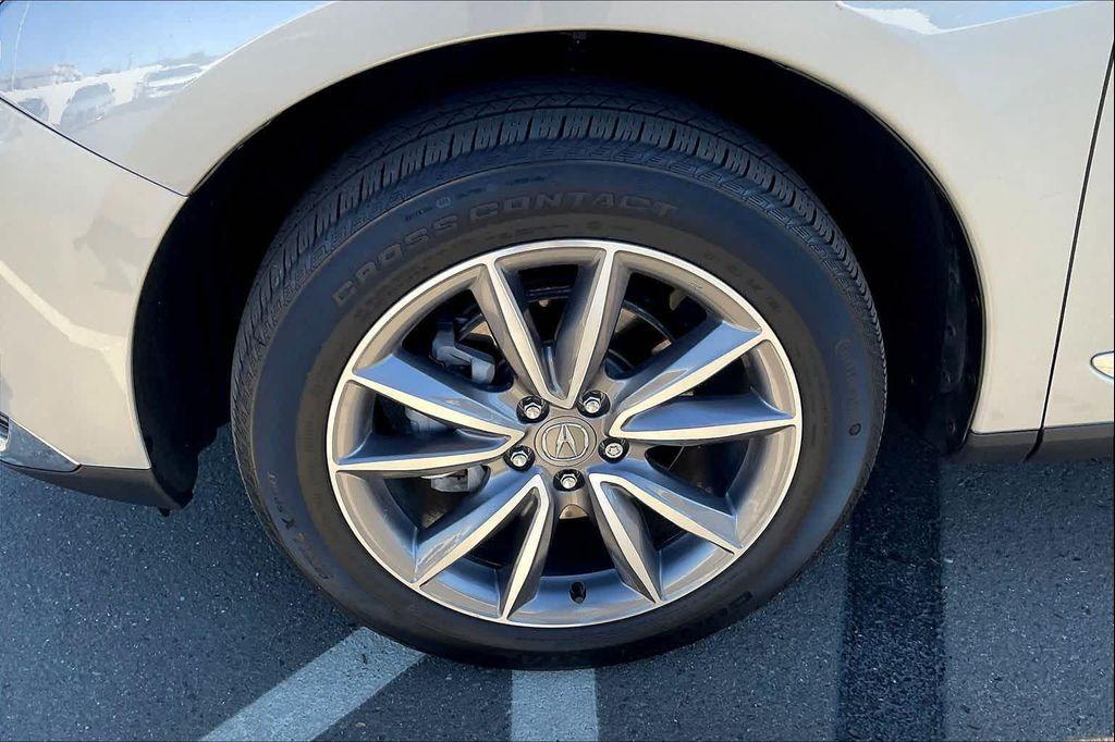 used 2022 Acura RDX car, priced at $36,900