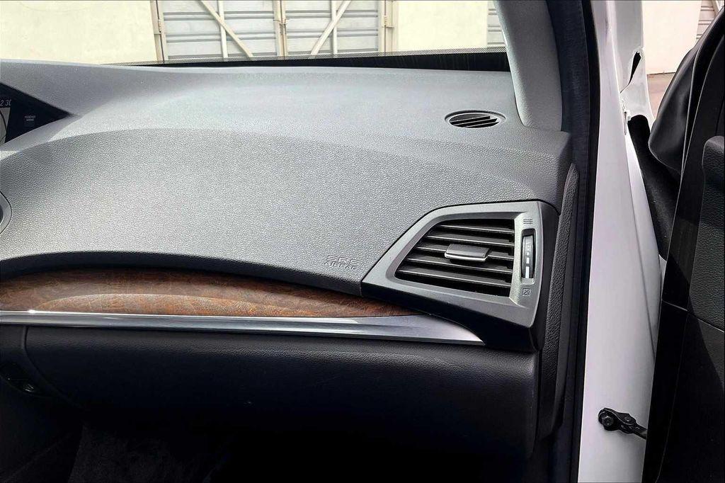 used 2020 Acura MDX car, priced at $33,900