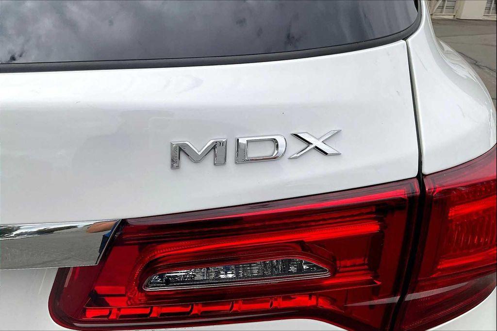 used 2020 Acura MDX car, priced at $33,900