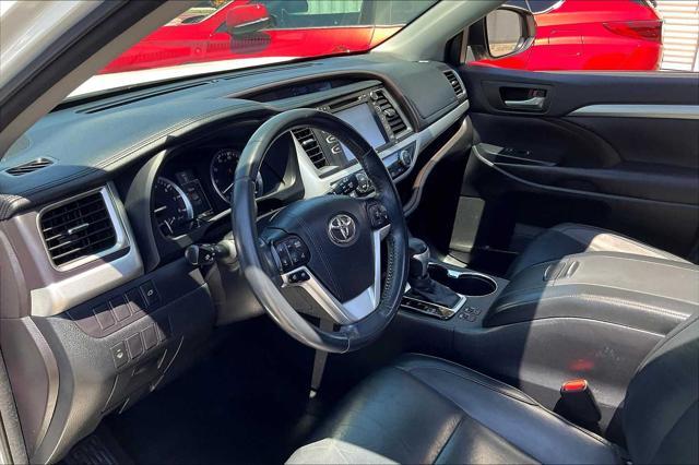 used 2016 Toyota Highlander car, priced at $18,409