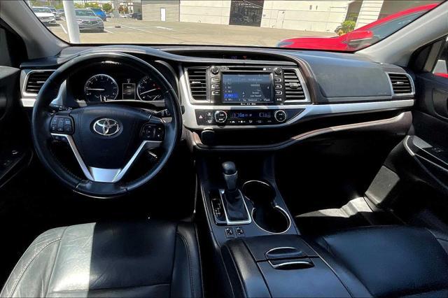 used 2016 Toyota Highlander car, priced at $18,409