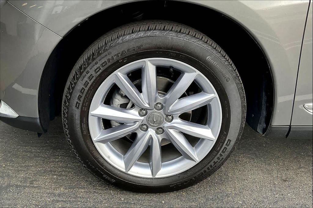 used 2024 Acura RDX car, priced at $35,808