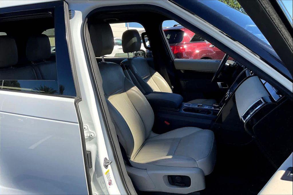 used 2020 Land Rover Discovery car, priced at $19,995