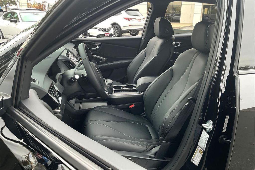 new 2026 Acura RDX car, priced at $47,050