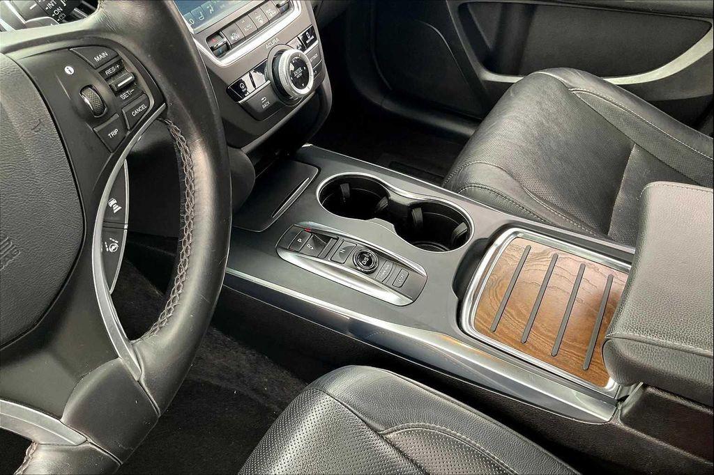 used 2020 Acura MDX car, priced at $28,489