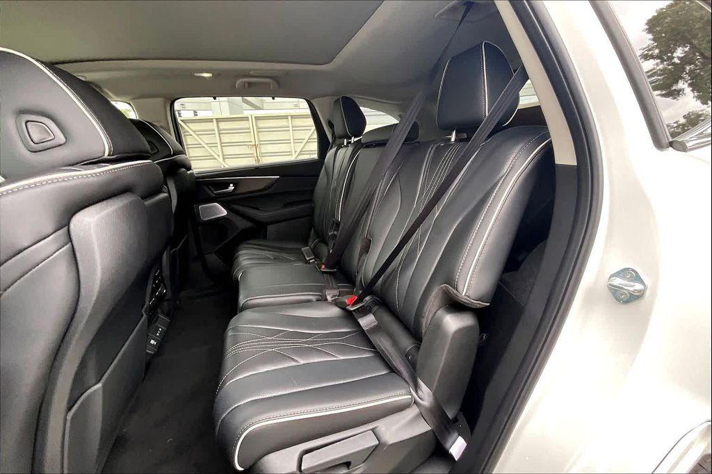 new 2026 Acura MDX car, priced at $68,850