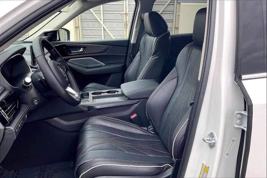 new 2026 Acura MDX car, priced at $68,850