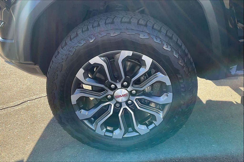 used 2024 GMC Canyon car, priced at $43,990