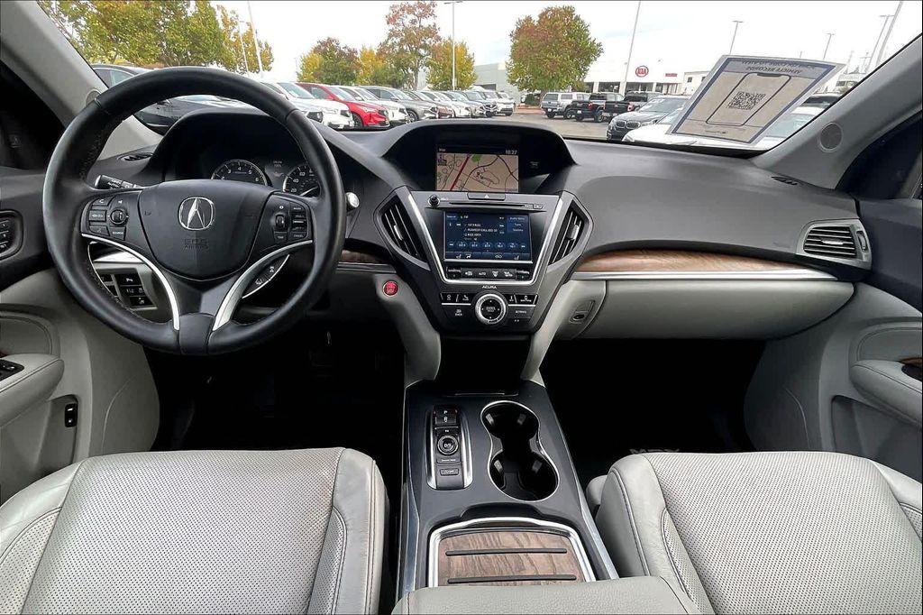used 2020 Acura MDX car, priced at $26,900