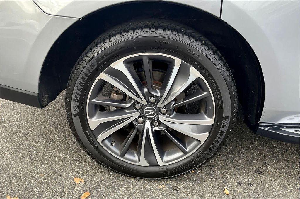 used 2020 Acura MDX car, priced at $26,900