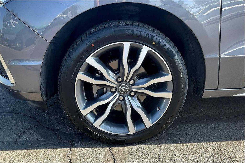 used 2020 Acura MDX car, priced at $30,900
