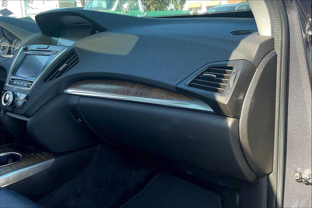 used 2020 Acura MDX car, priced at $30,900