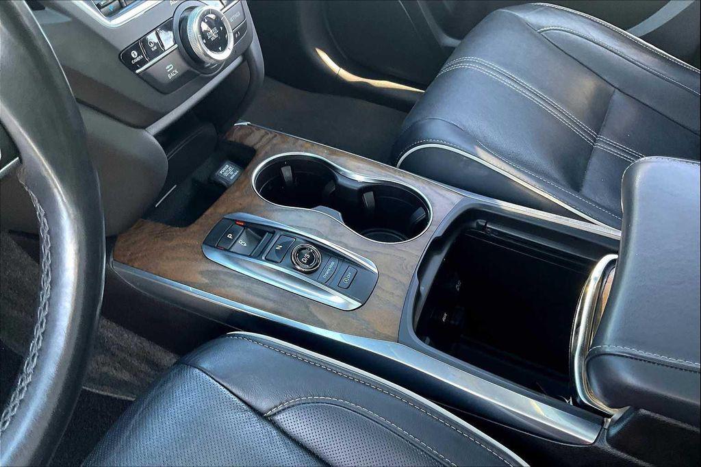 used 2020 Acura MDX car, priced at $30,900