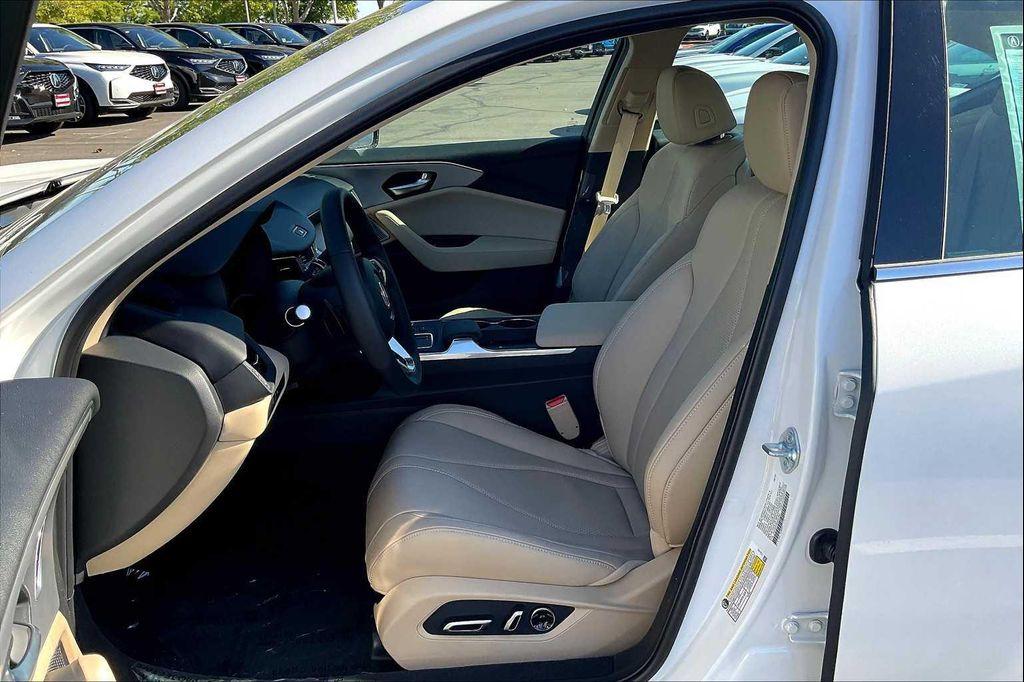 new 2025 Acura TLX car, priced at $44,999