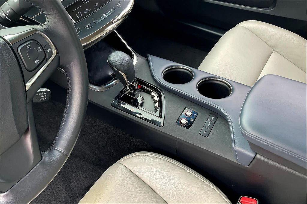 used 2015 Toyota Avalon car, priced at $14,900