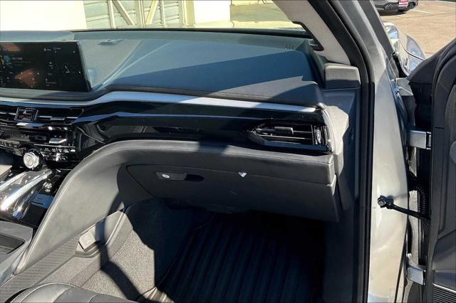used 2025 Acura MDX car, priced at $53,900