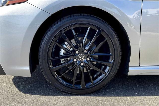 used 2024 Toyota Camry Hybrid car, priced at $33,487