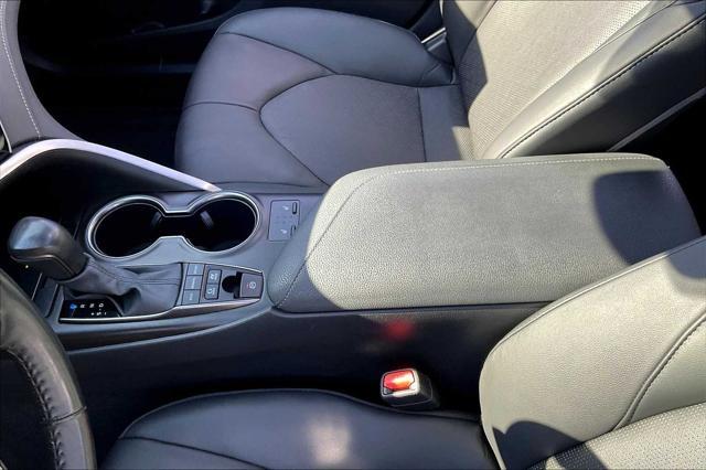 used 2024 Toyota Camry Hybrid car, priced at $33,487