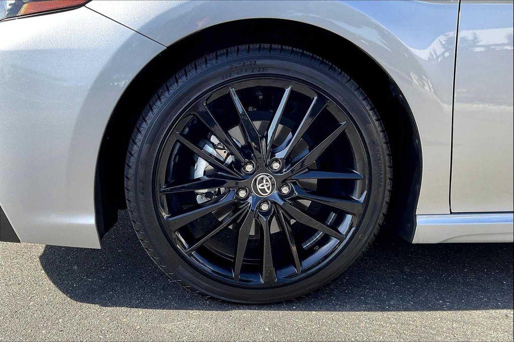 used 2024 Toyota Camry Hybrid car, priced at $30,509