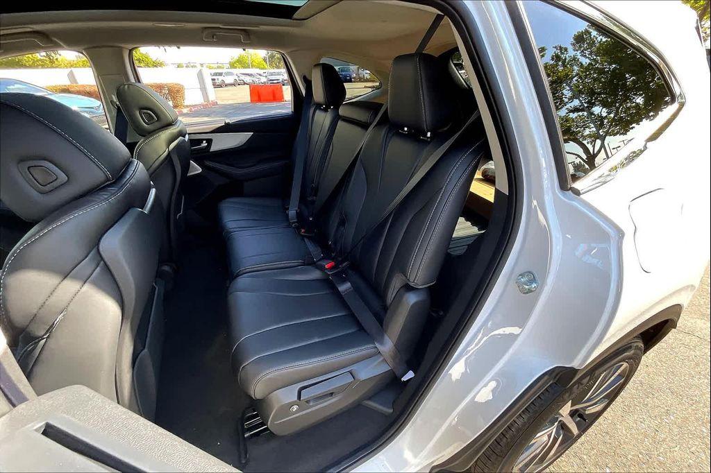 new 2025 Acura MDX car, priced at $58,550