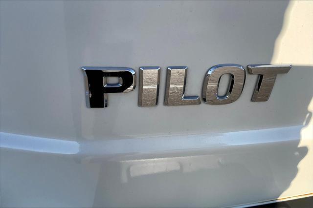 used 2011 Honda Pilot car, priced at $9,988